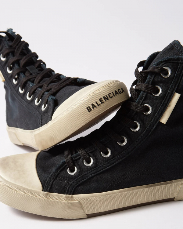 12 Best Sneakers for the Groom | Top of the Modern, Trendy Wedding Sneakers for Man