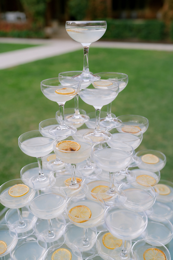 An Autumn Wedding Editorial | Embracing Tranquil Days, Starlit Dining, and Gentle Transitions