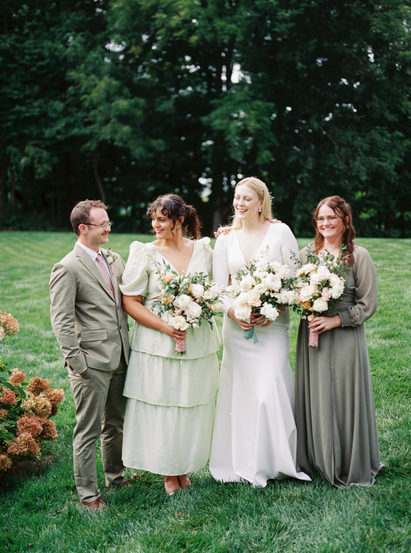 Photographers Courtney Sinclair