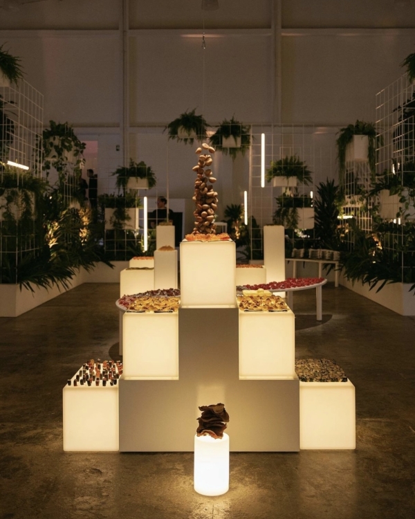 Inspiration for Grazing Tables | Food Styling and Event Planning Trend