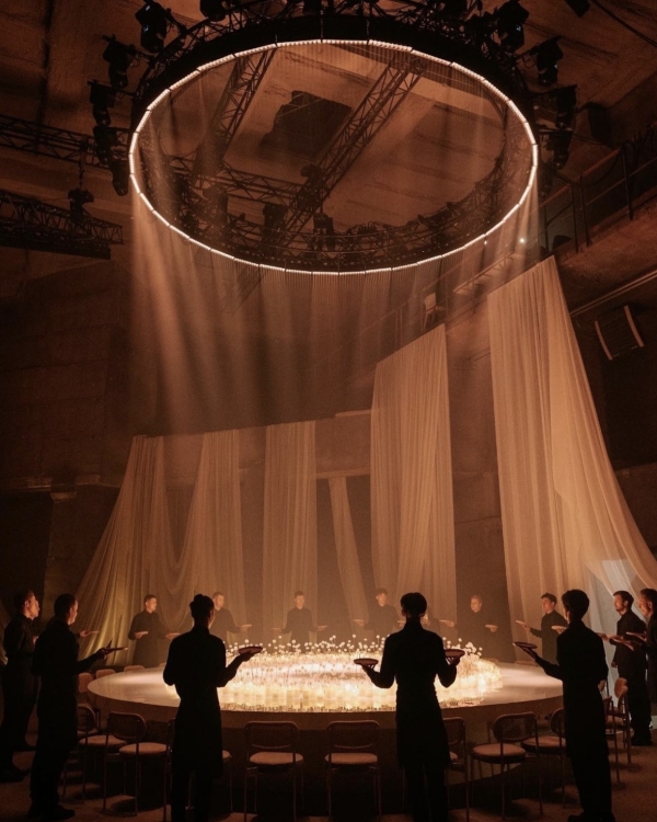 Tips on Creating Beautiful Set Design | Wedding Table Styling Hacks