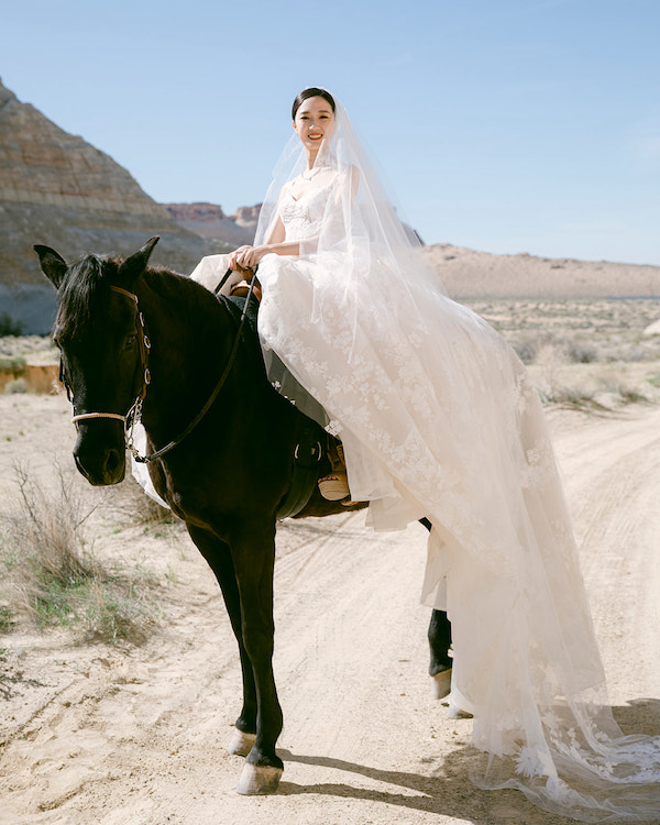 Gorgeous Wedding in the Silence of Ancient Stones of Amangiri