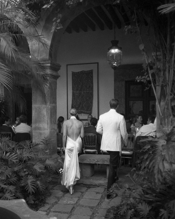 Wedding Ceremony vs. Wedding Reception: 6 Key Differences