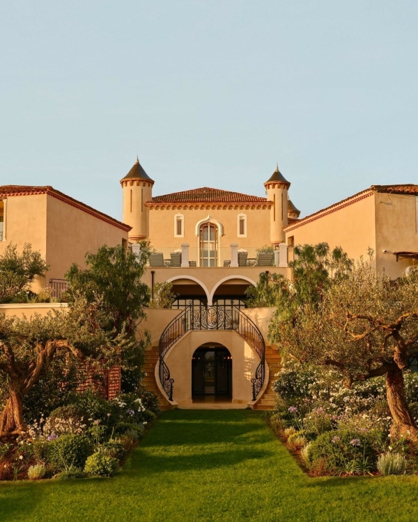 20 Best Wedding Venues in France | The Most Beautiful Places to Get Married | TOP Luxury Wedding Locations