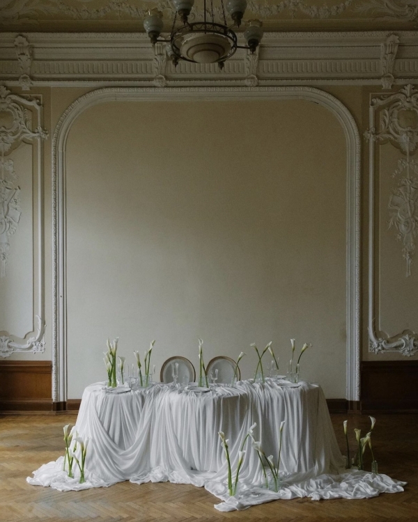 Calla Lily Arrangement Inspo | Beautiful Calla Lily Wedding Bouquets