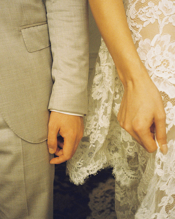 Chic Bangkok Wedding | Gorgeous Blueberry Wedding Cake