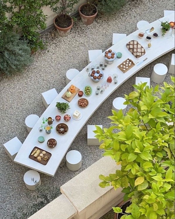 Tips on Creating Beautiful Set Design | Wedding Table Styling Hacks