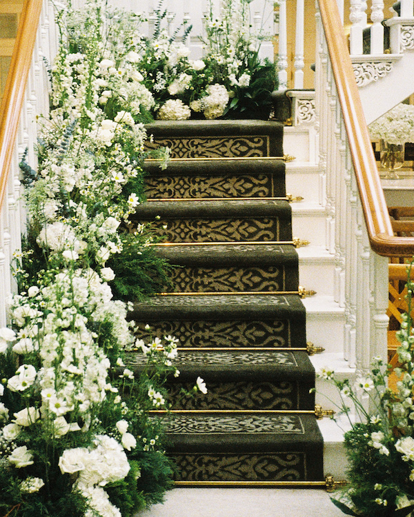 Chic Bangkok Wedding | Gorgeous Blueberry Wedding Cake