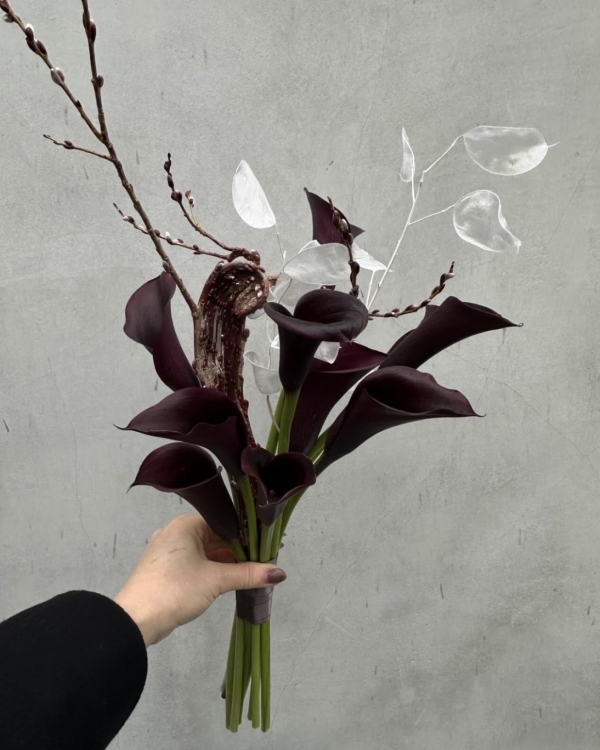 Calla Lily Arrangement Inspo | Beautiful Calla Lily Wedding Bouquets