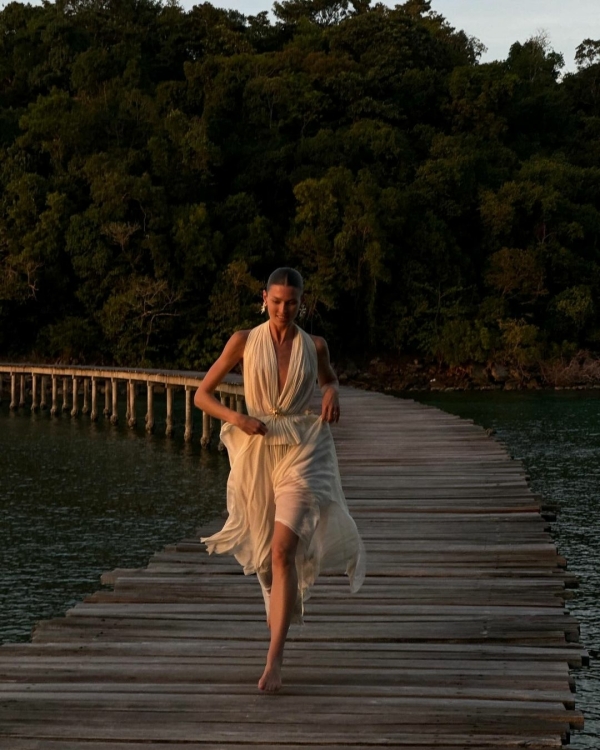 6 Apps to Help You Plan Your Perfect Honeymoon