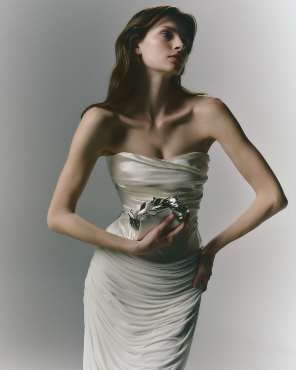 Beautiful and Trendy Wedding Dresses with Draped Details | Draped Bridal Inspiration