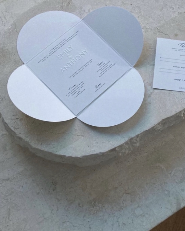 Minimalist Wedding Invitations Inspiration | Ideas for Your Minimalist Bridal Invitations