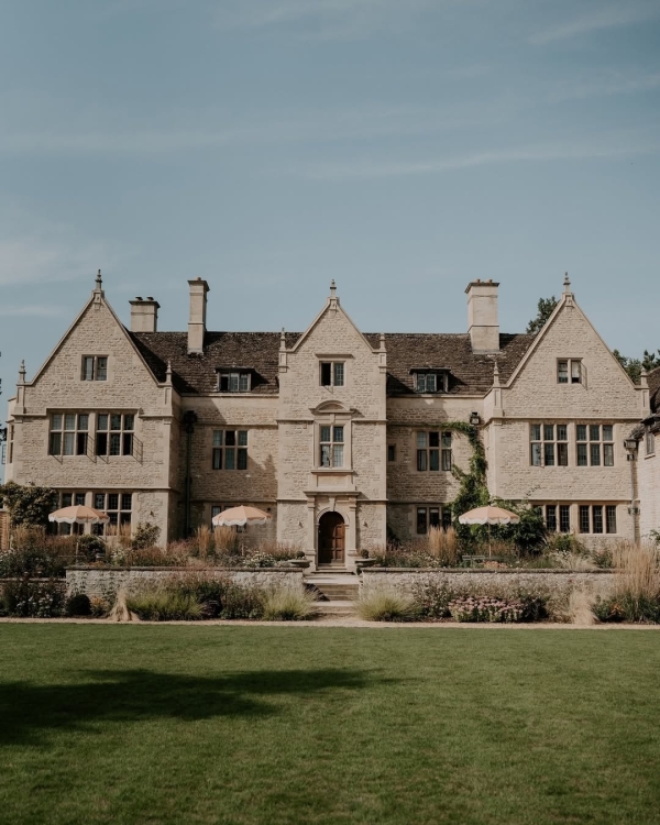 12 Romantic Wedding Venues That Look Straight Out of Pride & Prejudice