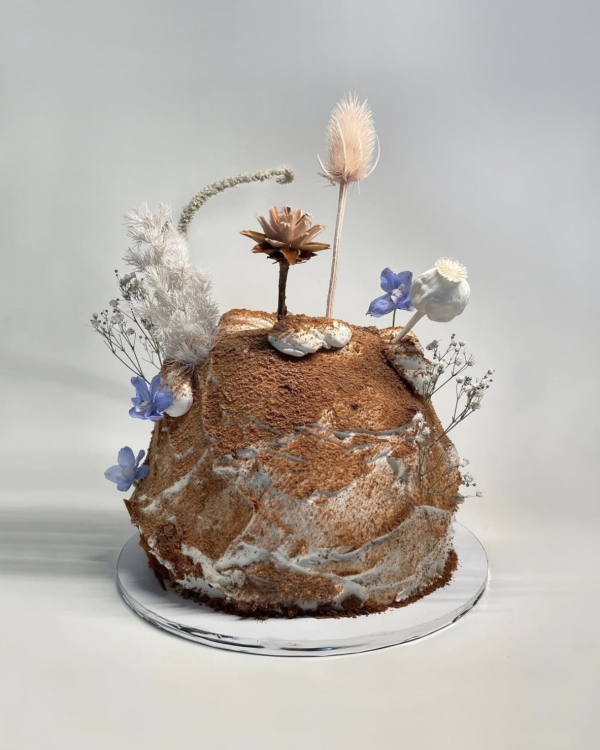 40 Irresistible Chocolate Brown Wedding Cakes and Desserts