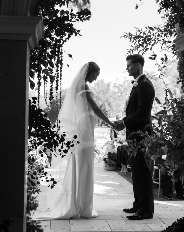 5 Expert Tips for Nailing Romantic Wedding Portraits