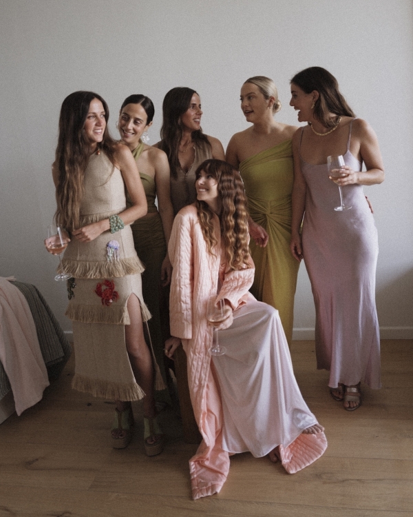 An Artistic Wedding Amongst a Breathtaking Quarry in Mallorca