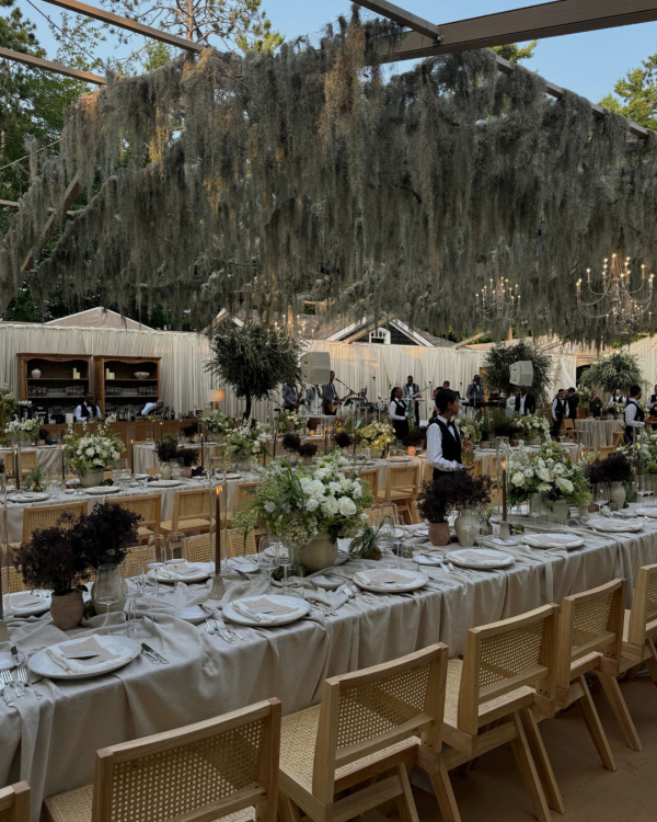 Here's Why Every Couple Needs a Wedding Content Creator