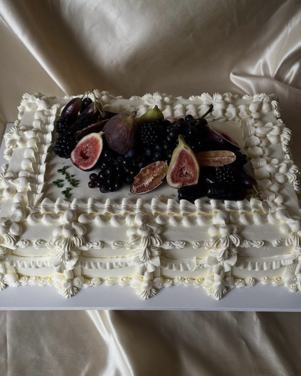 The Trendiest Wedding Cake Ideas to Match Every Wedding Style