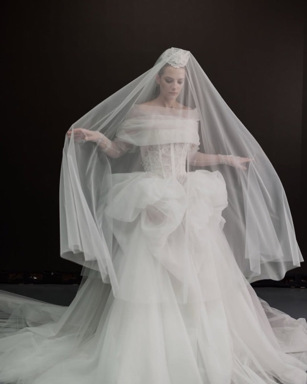 The Chicest Looks & Trends from the Spring '26 Bridal Collections