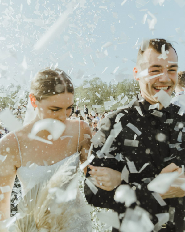 10 Must-Have Ceremony Photos According to Top Photographers