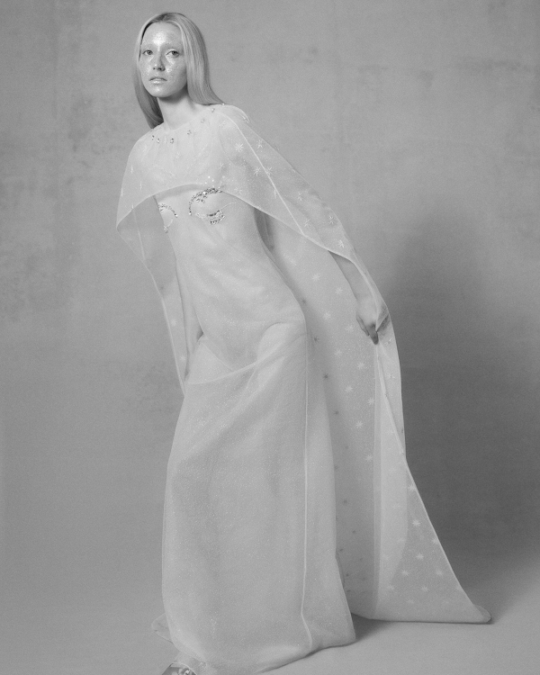 10 Ways to Style One Wedding Dress from Ceremony to Reception