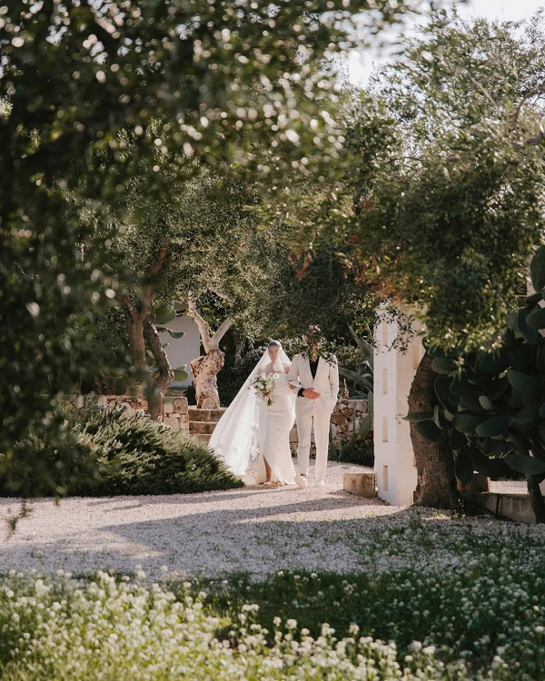 10 Must-Have Ceremony Photos According to Top Photographers