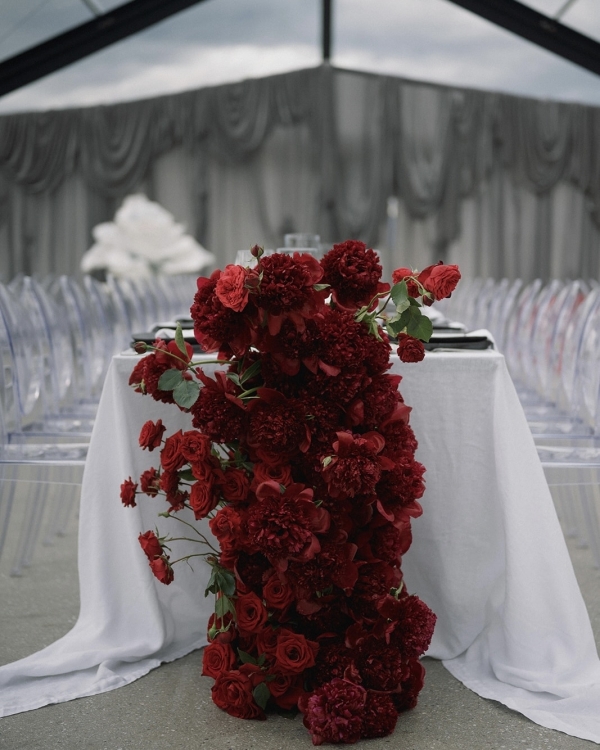 A High-End Wedding Amongst New Zealand's Cinematic Mountains