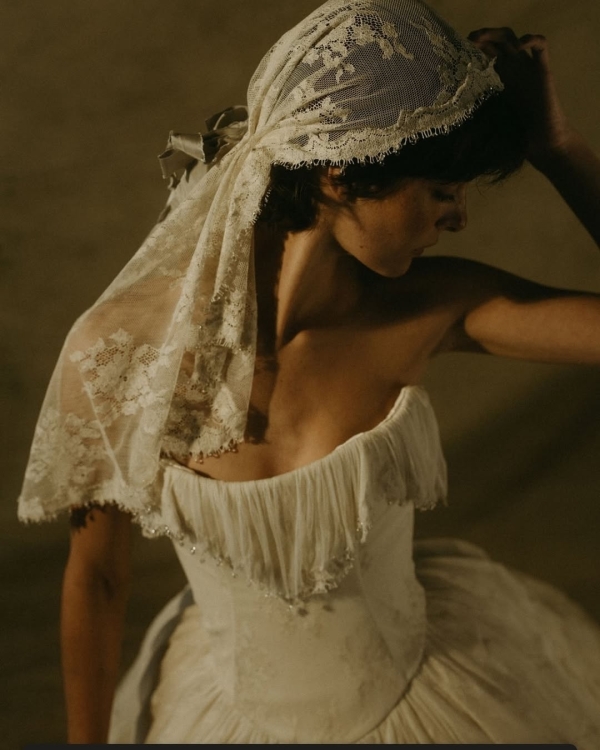 The Best Veils for Every Wedding Dress Style & Silhouette