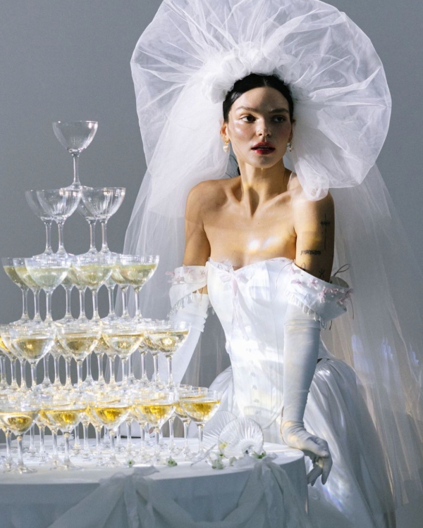 The Top Bride & Groom Style Trends for 2025, According to Pinterest