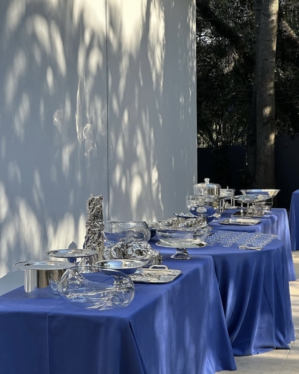 Trend: Colorful Tablecloths