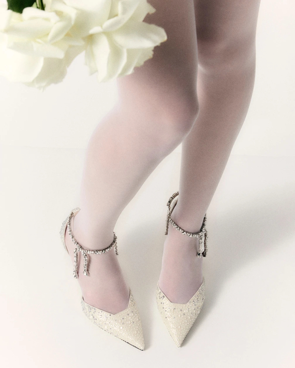 18 Chic Brands to Shop for Must-Have Bridal Accessories