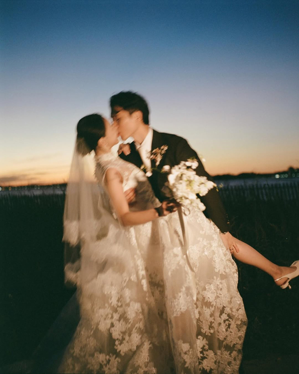 Pre-Wedding Jitters? What’s Totally Normal—and What's Not