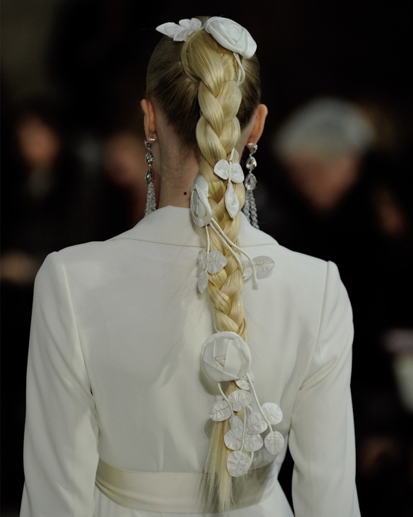 The Top Wedding Beauty Trends for 2025 According to Pinterest