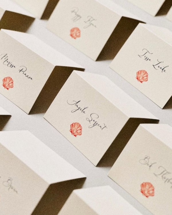 30 Creative Place Card Ideas for Summer Weddings & Events