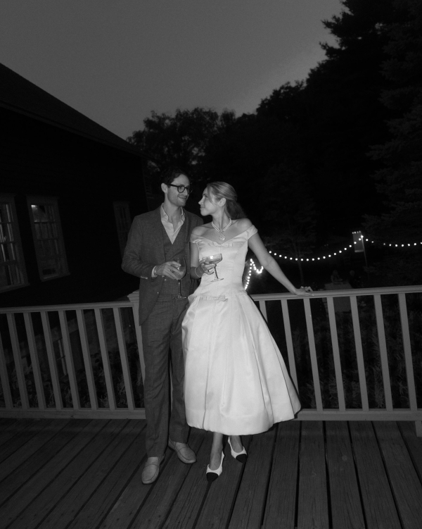 A Colorful & Relaxed Vintage Celebration in The Berkshires