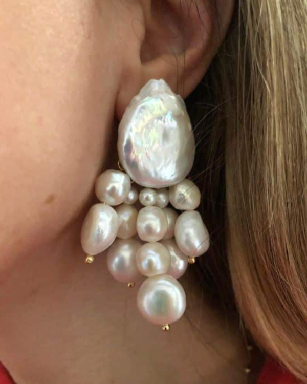 35 Ocean-Inspired Accessories to Complete Your Beach Bridal Look