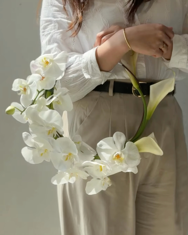 Trend: Clutch Bouquets