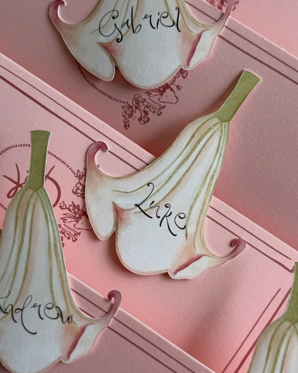 30 Creative Place Card Ideas for Summer Weddings & Events