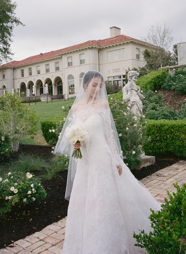 Photographers Hannah Bri