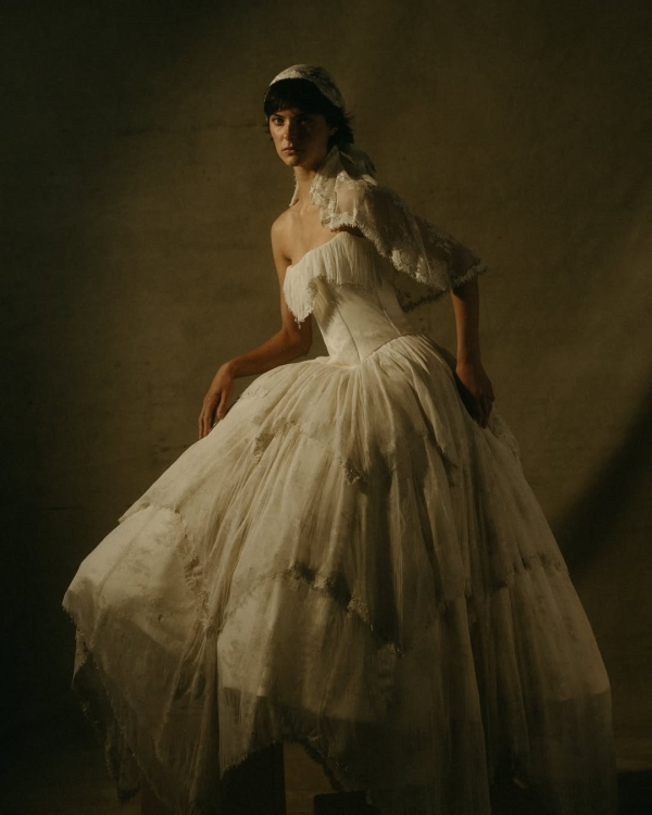 The Chicest Looks & Trends from the Spring '26 Bridal Collections