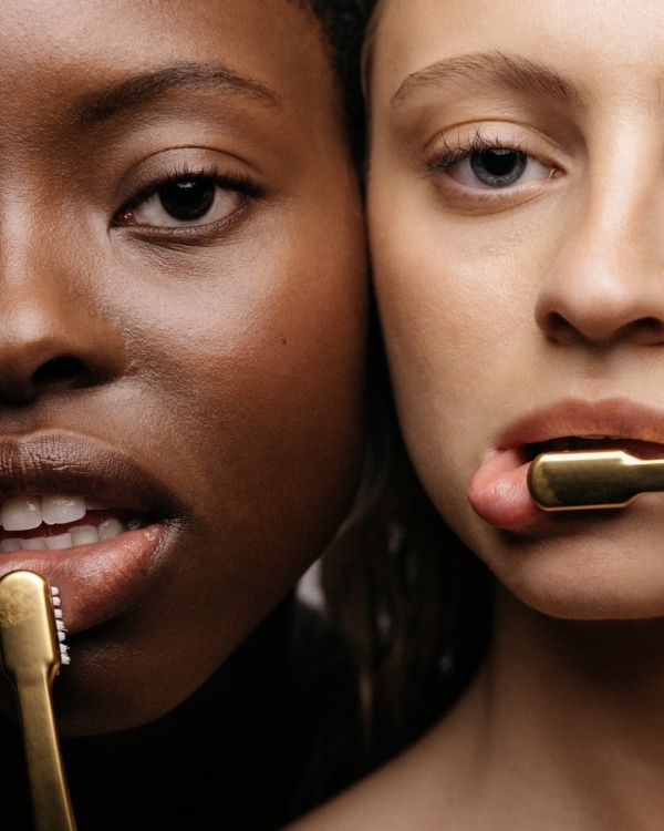 Bridal Teeth Whitening: How to Get a Camera-Ready Smile for Your Wedding