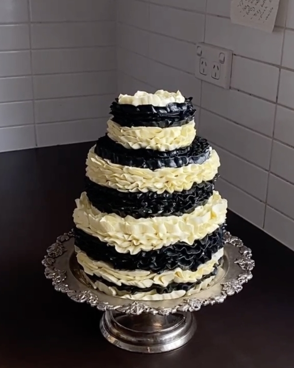 The Trendiest Wedding Cake Ideas to Match Every Wedding Style