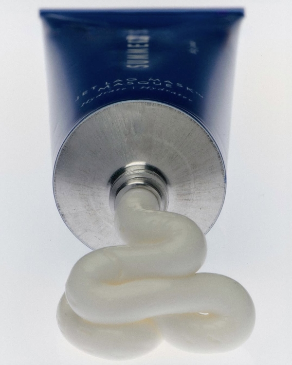 Bridal Teeth Whitening: How to Get a Camera-Ready Smile for Your Wedding