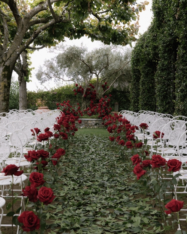 A High Fashion Wedding Laced with Red Roses on the Amalfi Coast, Italy