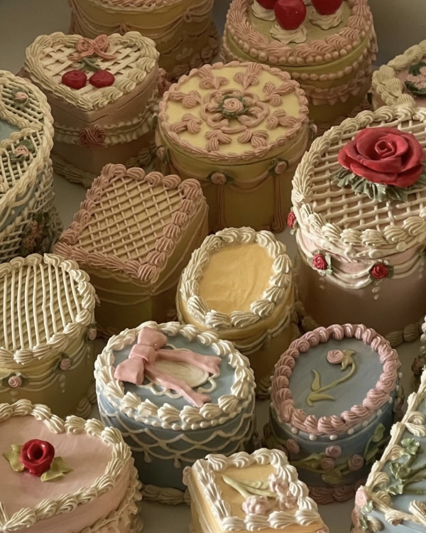 The Trendiest Wedding Cake Ideas to Match Every Wedding Style