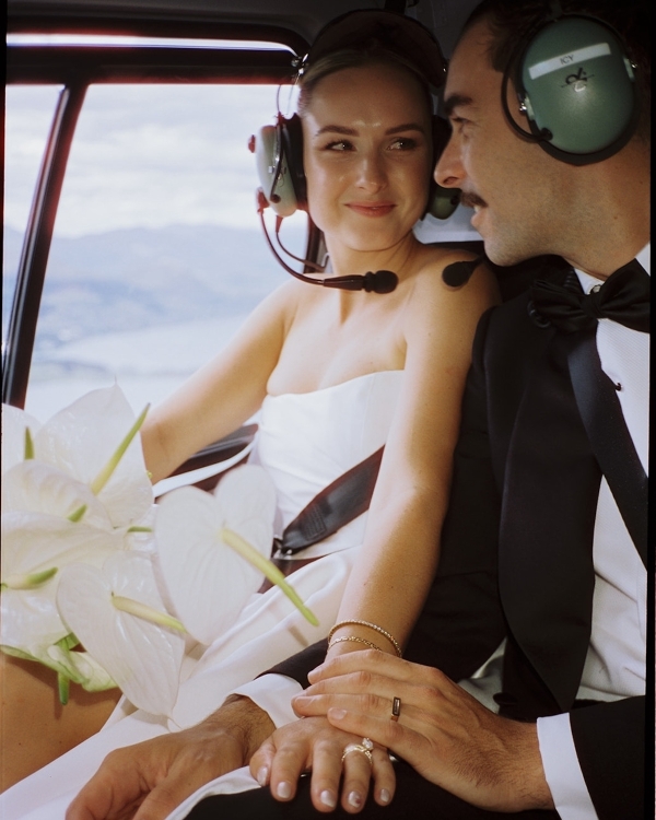 A High-End Wedding Amongst New Zealand's Cinematic Mountains