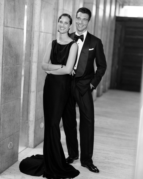 How to Set a Wedding Dress Code