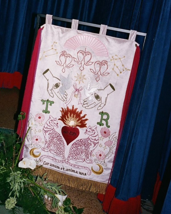 30 Unique Wedding Welcome Sign Ideas For a Stylish First Impression