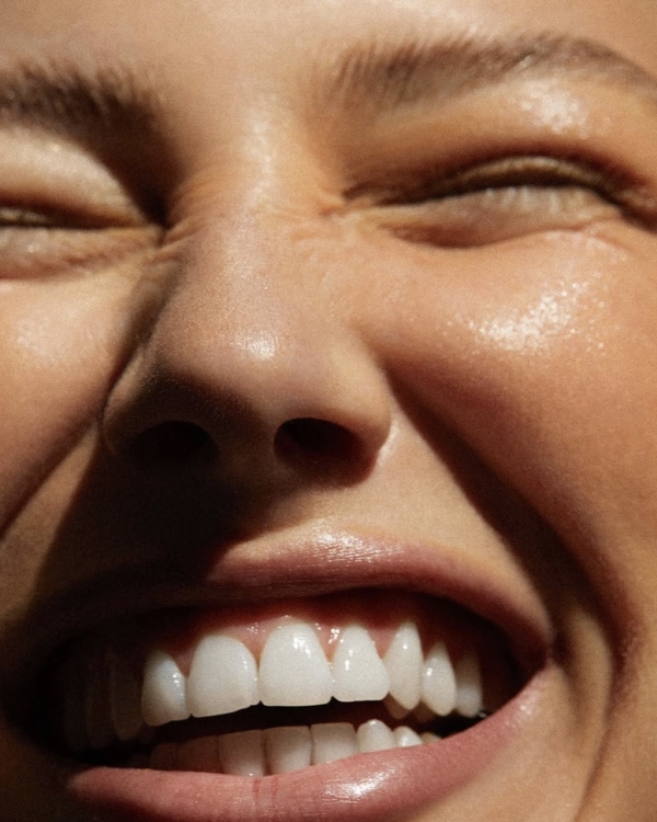 Bridal Teeth Whitening: How to Get a Camera-Ready Smile for Your Wedding