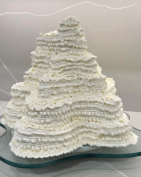The Trendiest Wedding Cake Ideas to Match Every Wedding Style